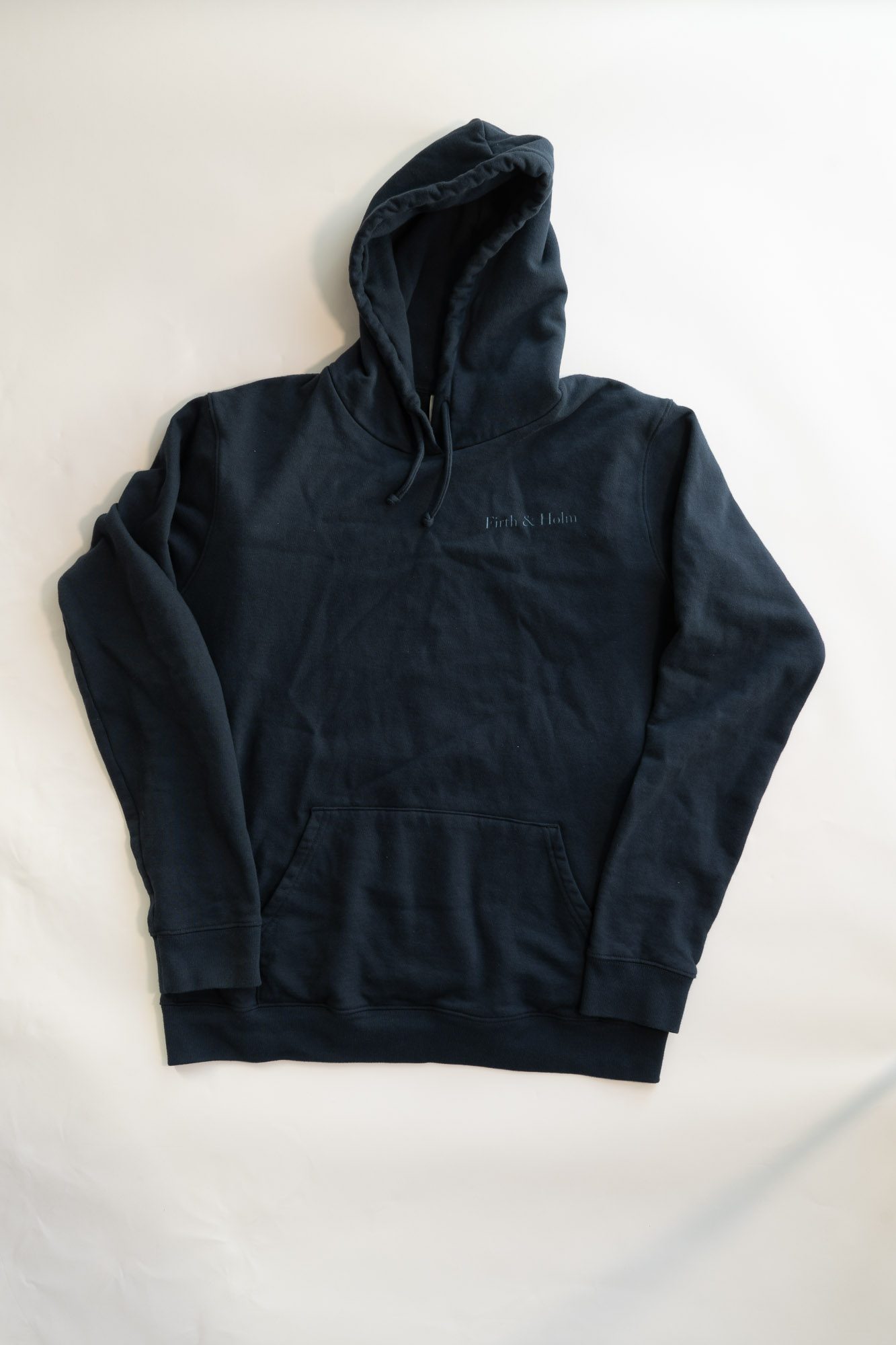 The Midweight Hoodie thumbnail 4