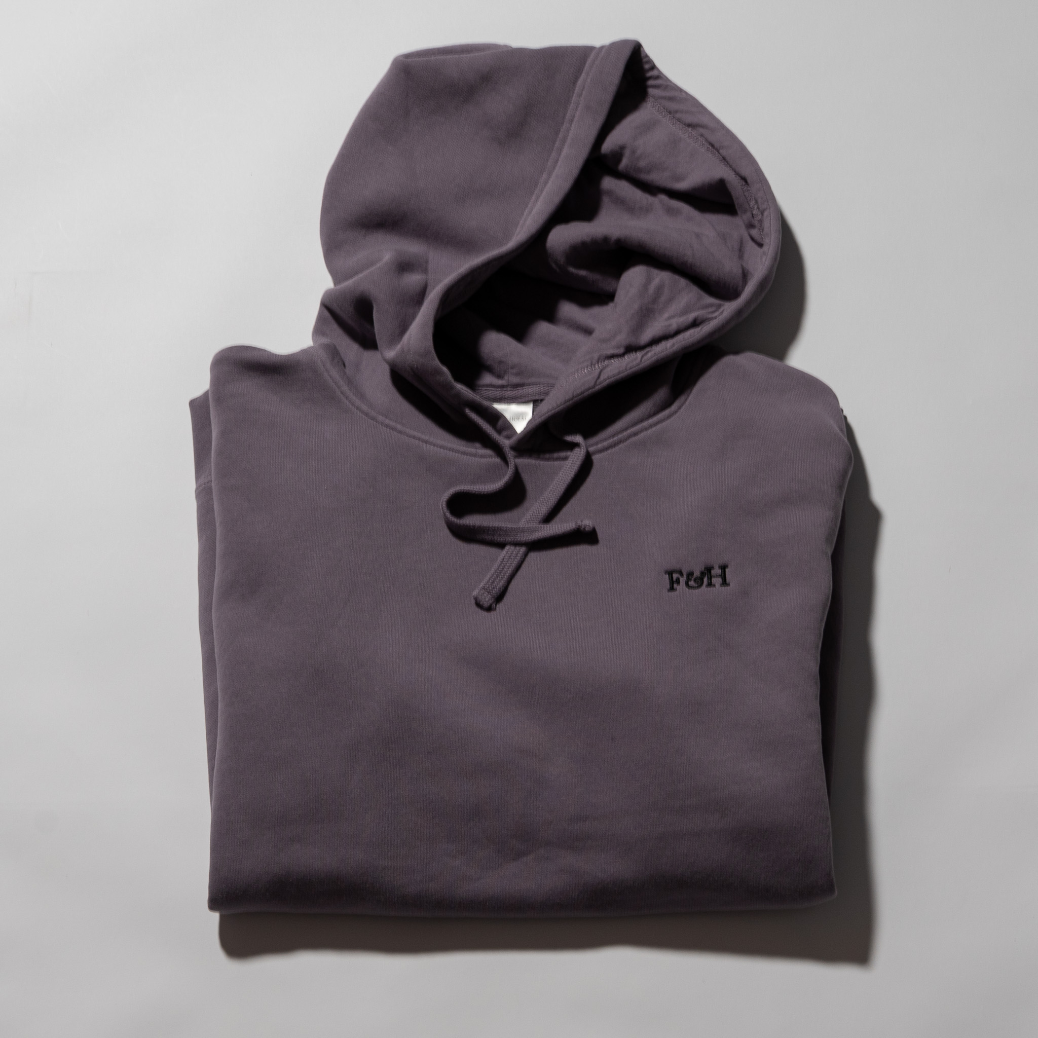 The Midweight Hoodie thumbnail 4