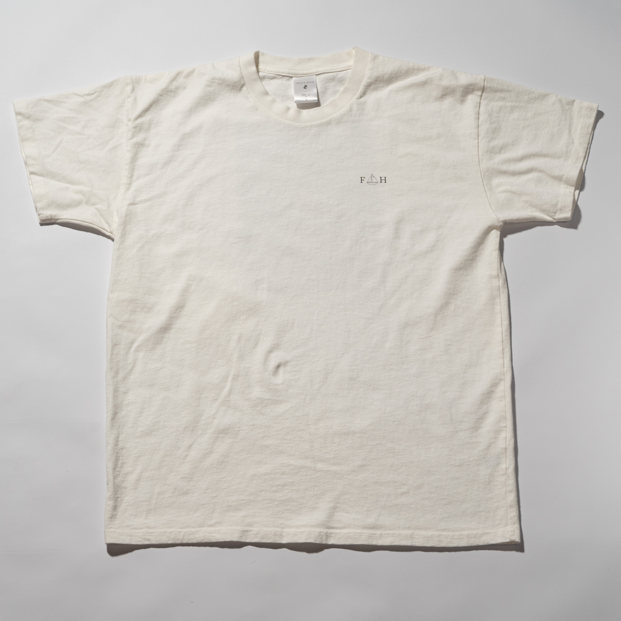 The Shipwreck T-shirt thumbnail 2